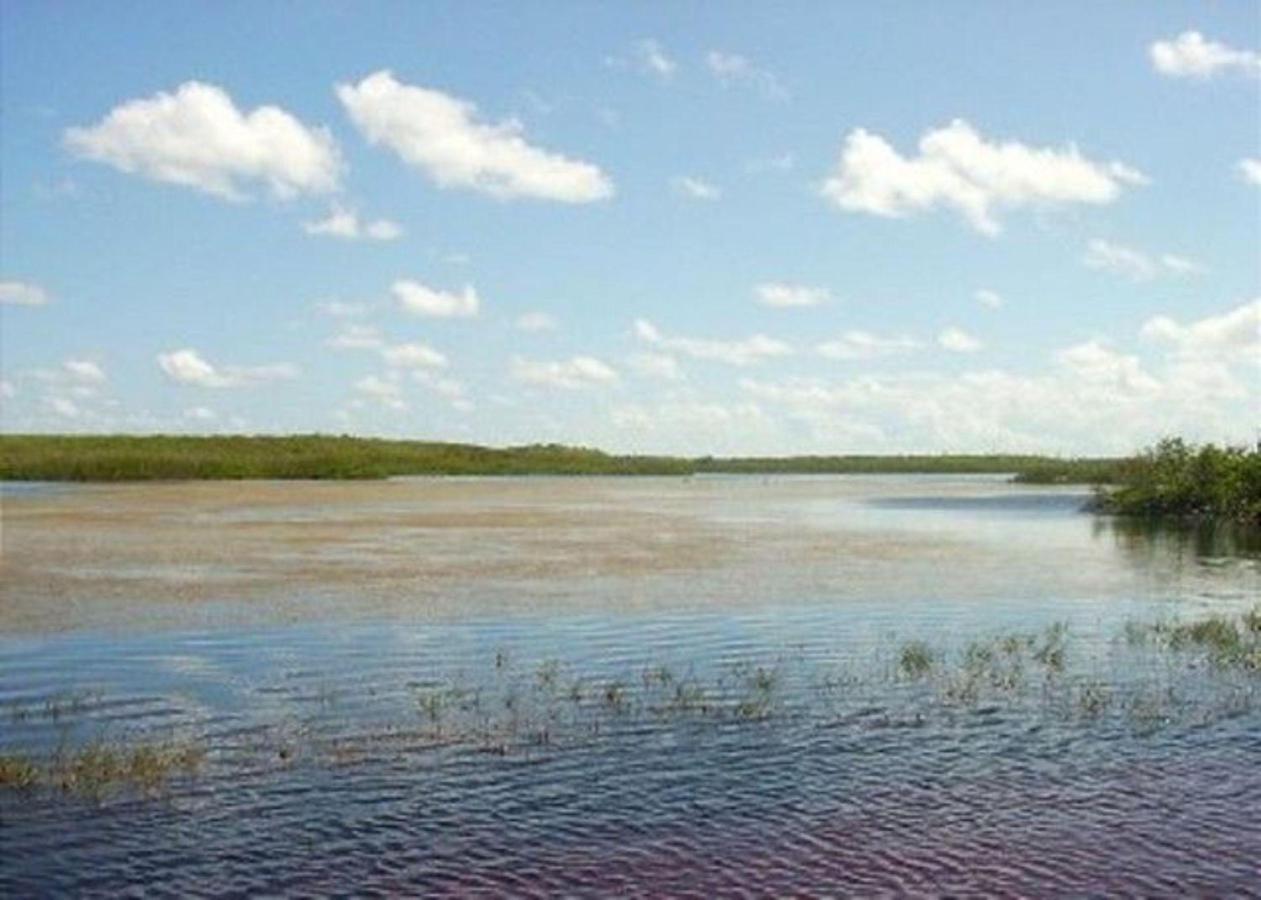 Buttonwood Reserve By Eleuthera Vacation Rentals Governor S Harbour Extérieur photo